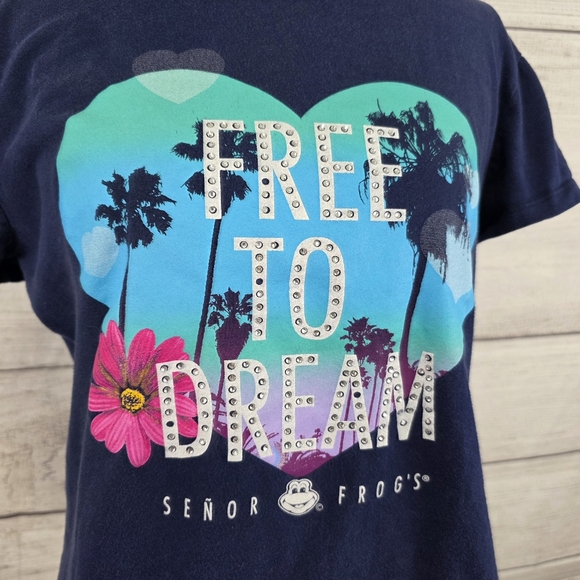 Señor Frogs "Free To Dream" Crewneck Tshirt - Picture 2 of 6